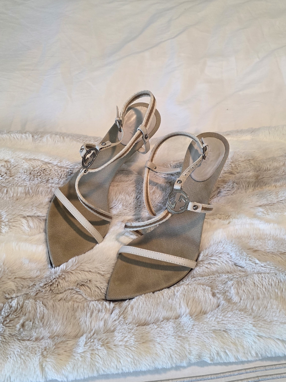 Gucci Womens Beige Strappy Sandals with GG Metal Accent